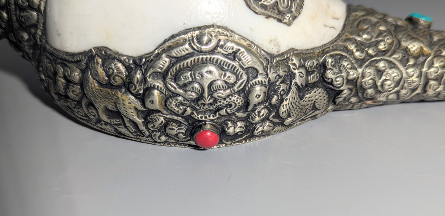 Tibetan Silver-Mounted Ritual Conch Trumpet (Dung-Dkar) with Turquoise and Coral, Early 20th Century