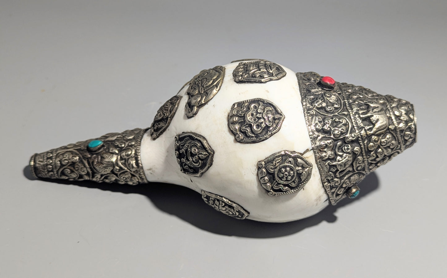 Tibetan Silver-Mounted Ritual Conch Trumpet (Dung-Dkar) with Turquoise and Coral, Early 20th Century