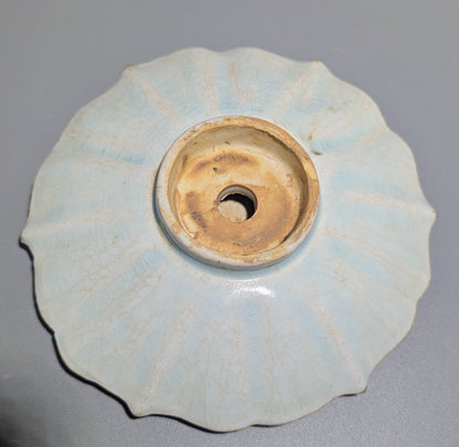 Chinese Crackle-Glazed Celadon Cupstand (Tuozhan), Song Style